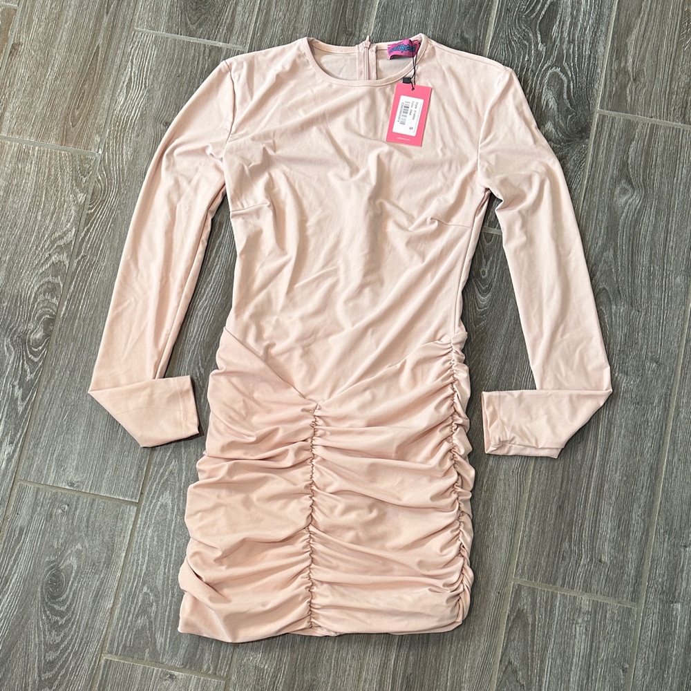 Edikted Blush Long Sleeve Ruched Dress